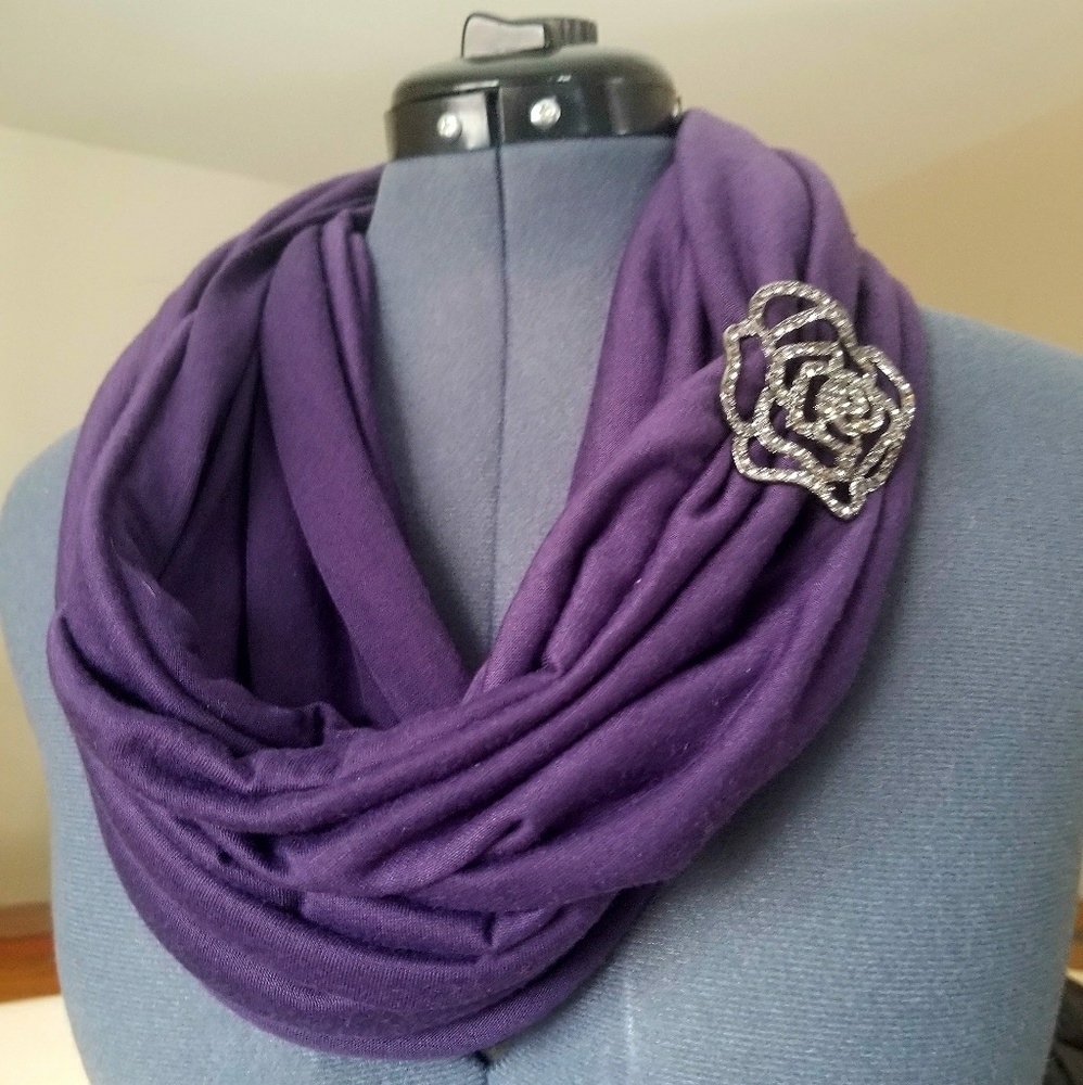 New York and Company scarf with beautiful brooch